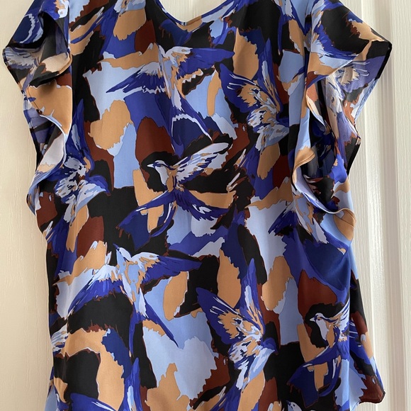 Nine West Short Sleeve V Neck Multicolor Abstract Blouse - NWT - size XXL - Picture 5 of 7